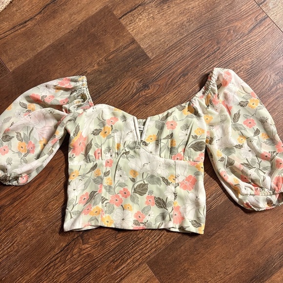 Abercrombie & Fitch Sweetheart Floral Smock Crop Top Blouse - Picture 3 of 5